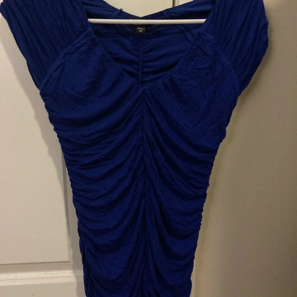 CLOSET CLEAR OUT SALE - LOT OF TWO Express ruched blouses size XS - Picture 2 of 4